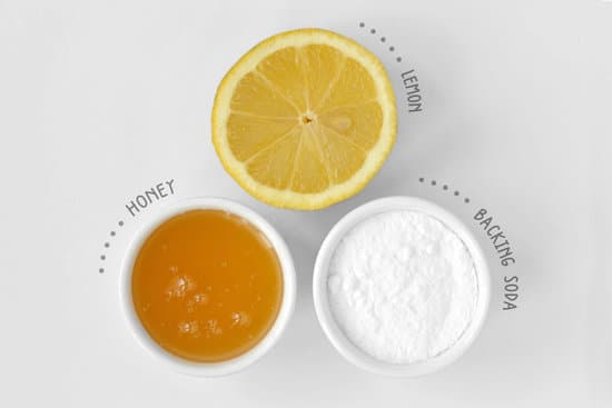Honey ,Lemon and Soda Face Mask