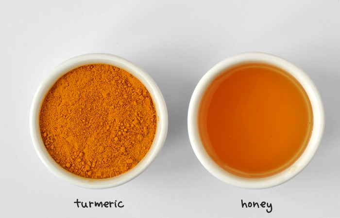 turmeric honey face mask